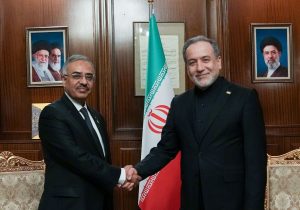 عراقچی: سازمانهای منطقهای در مقابله با یکجانبهگرایی آمریکا نقش مهمی دارند